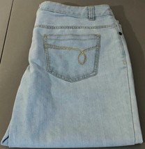 Kim Rogers Capris Jeans Womens 12 Stretch Light Blue Denim Pants Embroidery - £14.50 GBP