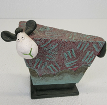 Vintage FarmYard Fun Artforum Mavis Sheep Figurine Madeleine Charlston r... - £7.81 GBP