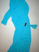 NWT $140 New Natori Light Blue Robe Womens XS Long Very Soft Silky Pocket Satin - £130.56 GBP