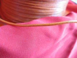 10 ft Belden 8943 orange 20 AWG Stnd braid laquered lead wire vintage 19... - €8,49 EUR 10 ft Belden 8943 orange 20 AWG Stnd braid laquered lead wire vintage 19... - €8,49 EUR