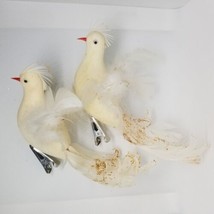 2 VINTAGE MCM White Flocked Glitter Clip On Bird Ornaments Curly feathers JAPAN - £18.21 GBP