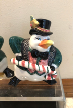Fitz & Floyd Snow Business Penguins Salt & Pepper Shakers Collectible Set NEW - $19.50
