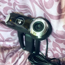 Logitech Pro 9000 PC Internet Camera Webcam with 2.0-Megapixel Video Resolution - £15.72 GBP