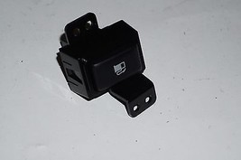 2006-2009 NISSAN 350Z FUEL DOOR LID POPPER LOCK SWITCH BUTTON OEM image 2