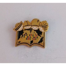 Vintage 1991 Director&#39;s Challenge Saws Lapel Hat Pin - $8.25