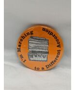 I&#39;m Marching To A Different Accordion Pinback 1.5&quot; - $544.63 MXN