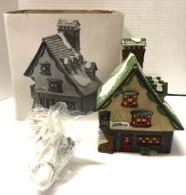 Dept 56 Department North Pole Village Retired Building Elves&#39; Trade School 56387 - £23.74 GBP