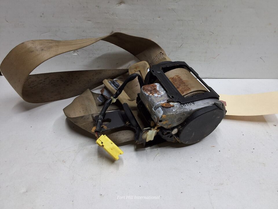 05 06 07 08 09 10 Honda Odyssey left driver&#39;s tan seat belt retractor OEM - $55.23