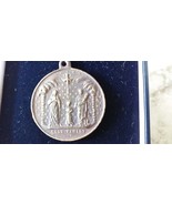 Vintage 2 Medals LOT - $1,303.83 MXN