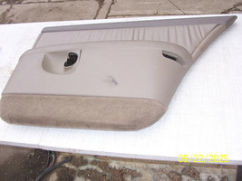 BUICK PARK AVENUE RIGHT REAR DOOR TRIM PANEL OEM USED 1998 1999 2000 200... - $3,790.80 MXN