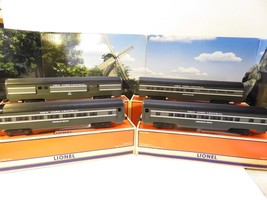 LIONEL TRAINS  FOUR CAR NYC ALUMINUM PASSENGER CAR SET- NEW - E1 - $298.40