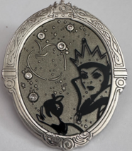 Disney Villain CONSTELLATION JEWELED SERIES Evil Queen Apple Pin 2014 - $19.79