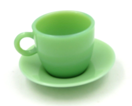 Vintage Jadeite Green Glass Teacup and Saucer - £15.46 GBP