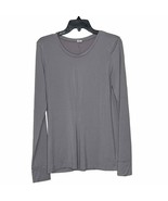 Fabletics Top Size Medium? Gray Long Sleeve Womens Stretch Fabric Athlei... - $12.42