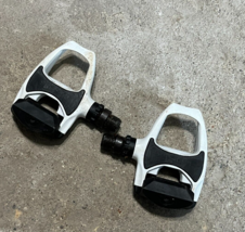 Shimano SPD-R Road Bike Clipless Pedals PD-R540 9/16&quot;  WHITE - £15.77 GBP