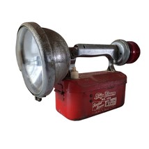 Vintage Big Beam Model No 164 Portable Electric Hand Lamp and Flashing Beacon - $45.07