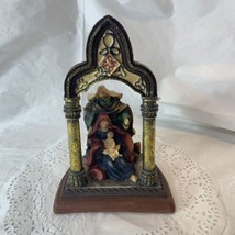 Vintage Holiday Accents &amp; Gifts Resin Nativity Holy Family Under Arch New - £6.31 GBP