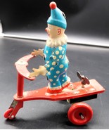 Vintage Clown Riding Scooter 5&quot; Tin Litho Wind Up Toy China BLIC - €17,28 EUR