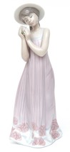 LLADRO Porcelain Figurine Woman Hat Long Dress Flower Glossy Ornament 1989 - £210.11 GBP
