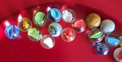 Twenty-Two (22) ~ Assorted Sizes ~ Multi-Colored ~ Glass Marbles (101) Item image 3