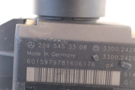 Mercedes Ignition Start Switch Module & Key Fob Keyless Entry Remote 2095453308 image 5