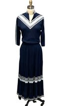 VTG 1950s Chiquita 2 piece Patio Dress Navy w Silver &amp; Blue RickRack Sz M - $439.31 CAD