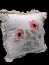 Vtg Candlewicking Throw Pillow Ivory White Poppy Flowers Floral Cottagecore 11&quot; - £29.57 GBP