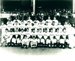 1965 Philadelphia Phillies 8X10 Team Photo Baseball Picture Mlb - $4.94