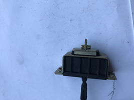 2000-2002 w220 MERCEDES S500 REAR RIGHT DOOR CHECK STOPPER X901 image 4