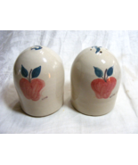 Vintage Glazed Stoneware Pineywoods S&amp;P Shakers Apple Decoration 13-c - €21,22 EUR