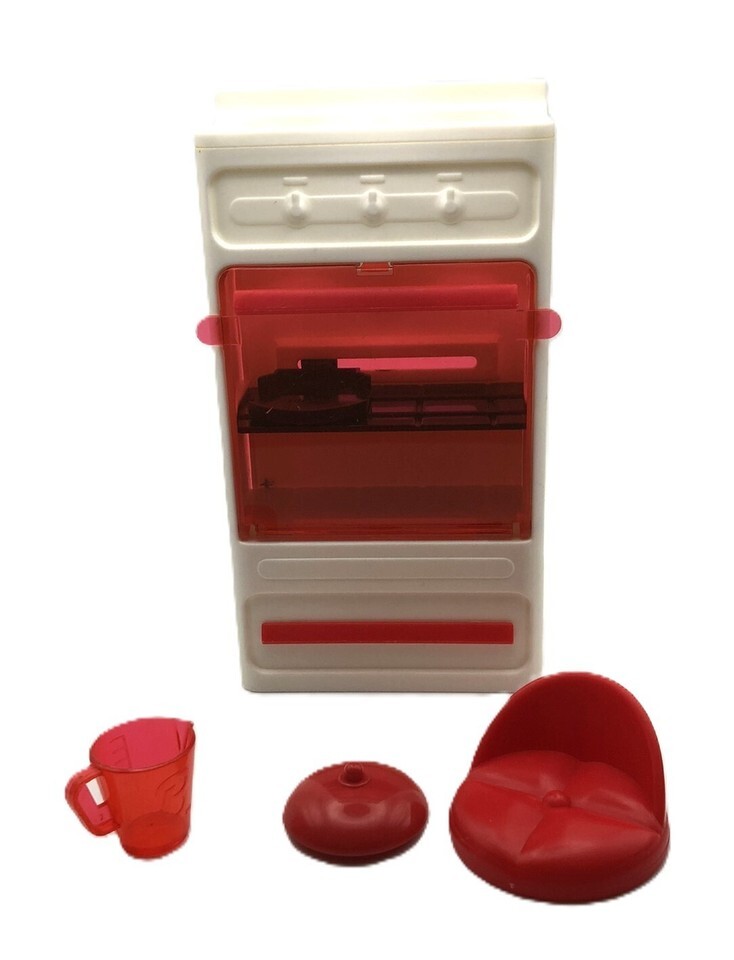 Replacement Parts for Barbie Fun Treats Barbie &amp; Kelly doll, 2001 Baking - $5.65