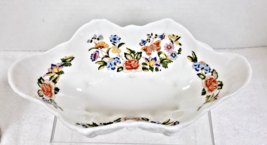 Aynsley Cottage Garden Oblong Seashell Footed Scalloped Edge Serving Bowl - $29.21