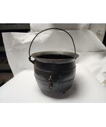 Antique Unbranded Cast Iron 3 Leg Pot / Cauldron / Bean Pot - $99.99