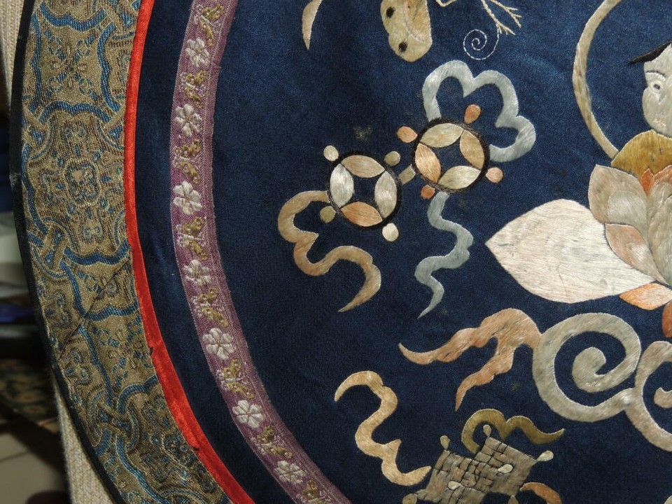 Antique Chinese Silk Embroidery 15" Panel Tapestry round boy lotus dragonfly Item image 7