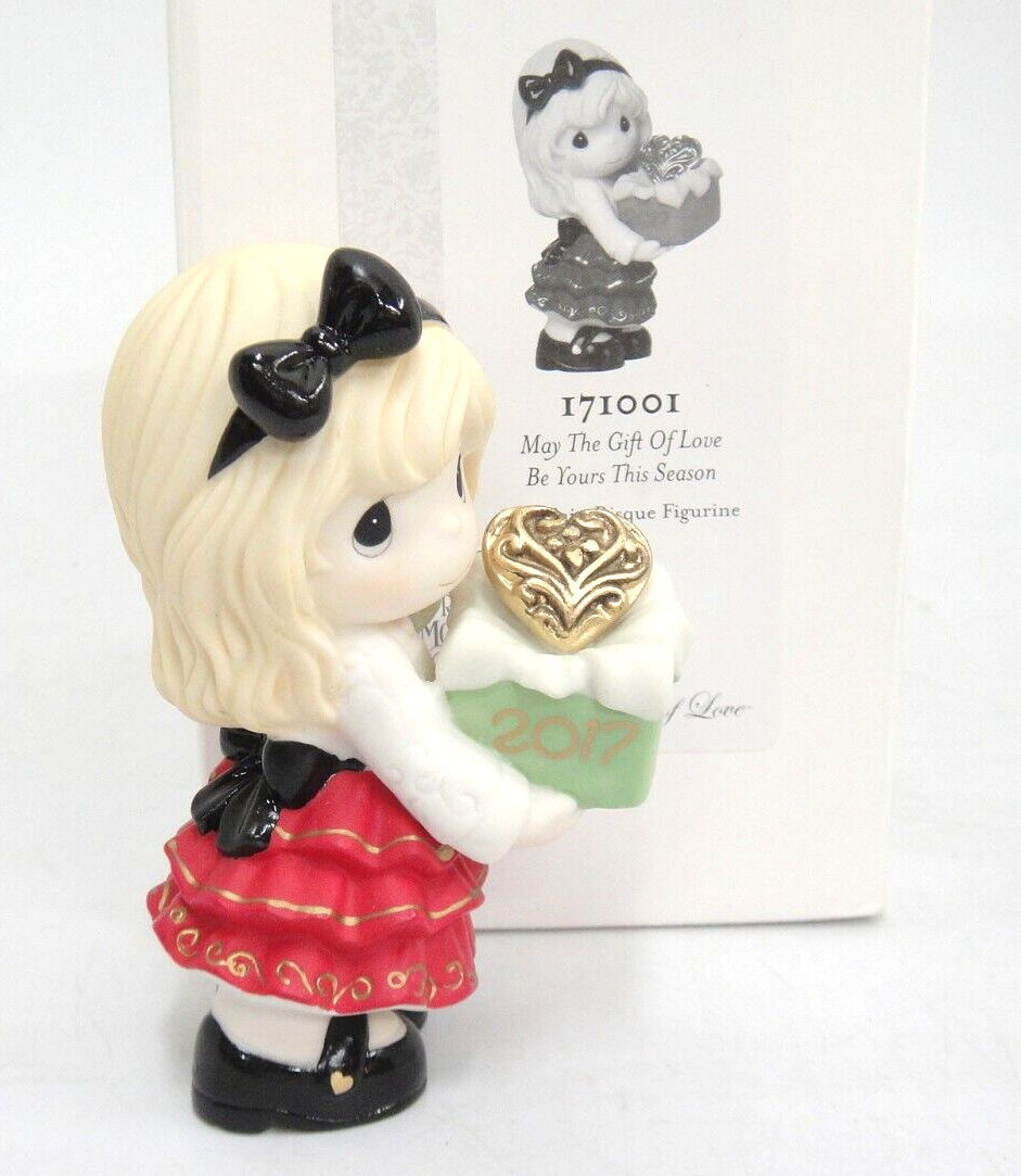 Precious Moments Gift of Love Figurine Christmas 2017 Girl w Heart 171001 4.5" - $11.87