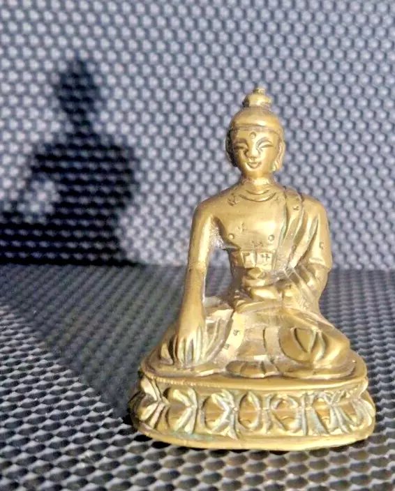 Brass figurine of an elegant woman embodying Eastern beauty and traditio... - $754.49 MXN