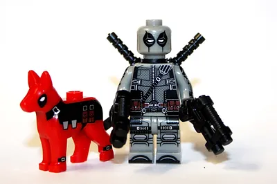 Ktoys Building Deadpool Grey With Dog Marvel Comic Minifigure - £5.56 GBP