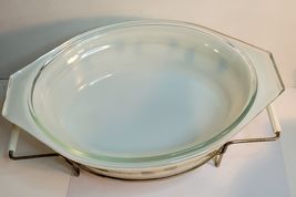 Pyrex Promo Golden Hearts 2.5 Qt Cinderella Casserole Dish & Caddy W Dble Burner image 4