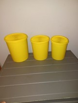 Vintage Tupperware Canister Set Servalier USA Yellow Nesting Set of 3 Wi... - $469.95 MXN