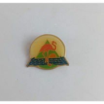 Vintage Pink Flamingo By Water At Sunset Lapel Hat Pin - £6.46 GBP
