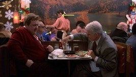 Planes Trains And Automobiles John Candy Steve Martin in diner 8x10 photo - £7.69 GBP