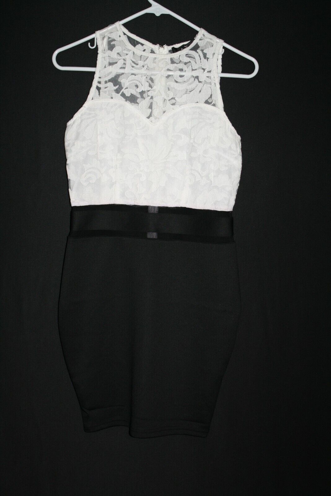 Primary image for AX Paris Women's Dress Black & White Lace Fitted Midi Back Zip Size 8 NEW NWT
