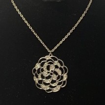 Vintage Express Silver Tone Link Chain Sparkly Necklace Round Flower Pen... - £6.39 GBP