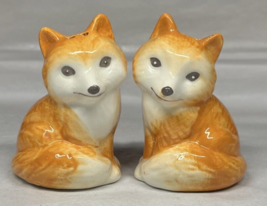 Fox Salt and Pepper Shakers Better Homes &amp; Gardens Limited Edition NIP - £10.95 GBP
