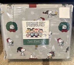 New Berkshire Peanuts Snoopy Woodstock Winter / Christmas Twin Sheet Set  - £29.34 GBP