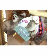 Disney,s Sven Plush Reindeer - $950.15 MXN