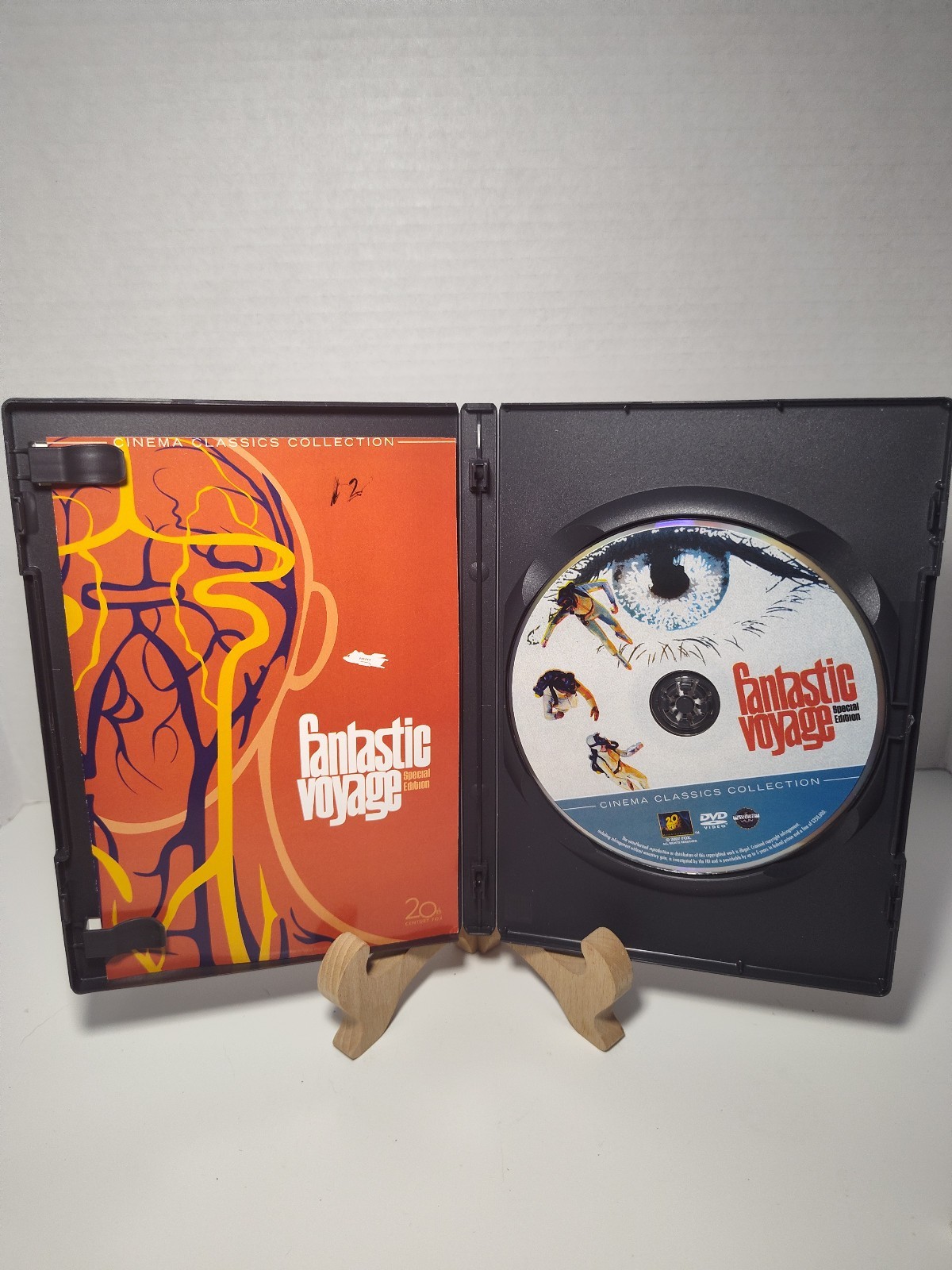 Fantastic Voyage 1966 DVD Special Edition With insert Booklet Raquel Wel... - $13.85