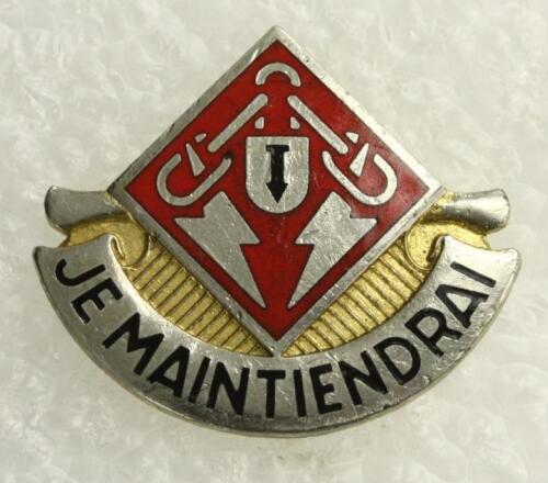 Vintage US Military DUI Pin 169th Maintenance Bn JE MAINTIENDRAY - $8.87
