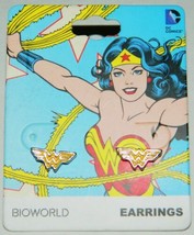 DC Comics Wonder Woman WW Logo Pair of Enamel Metal Pierced Earrings NEW UNUSED - £5.35 GBP