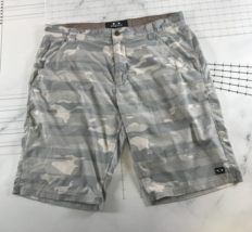 Oakley Shorts Mens 36 Dark Light Grey Camouflage Stripes Pockets Above Knee - £18.42 GBP